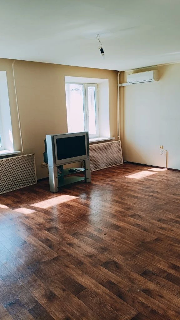 Продаю 3к/к на 4/9кир.по Чигрина-Садовой