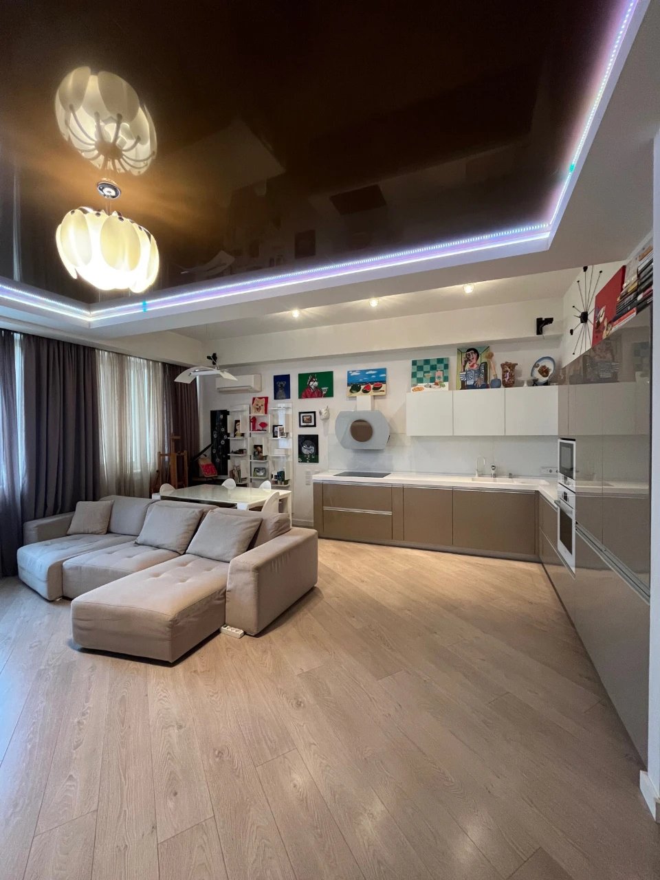 Selling 3-room apartment in ЖК Журавлівський