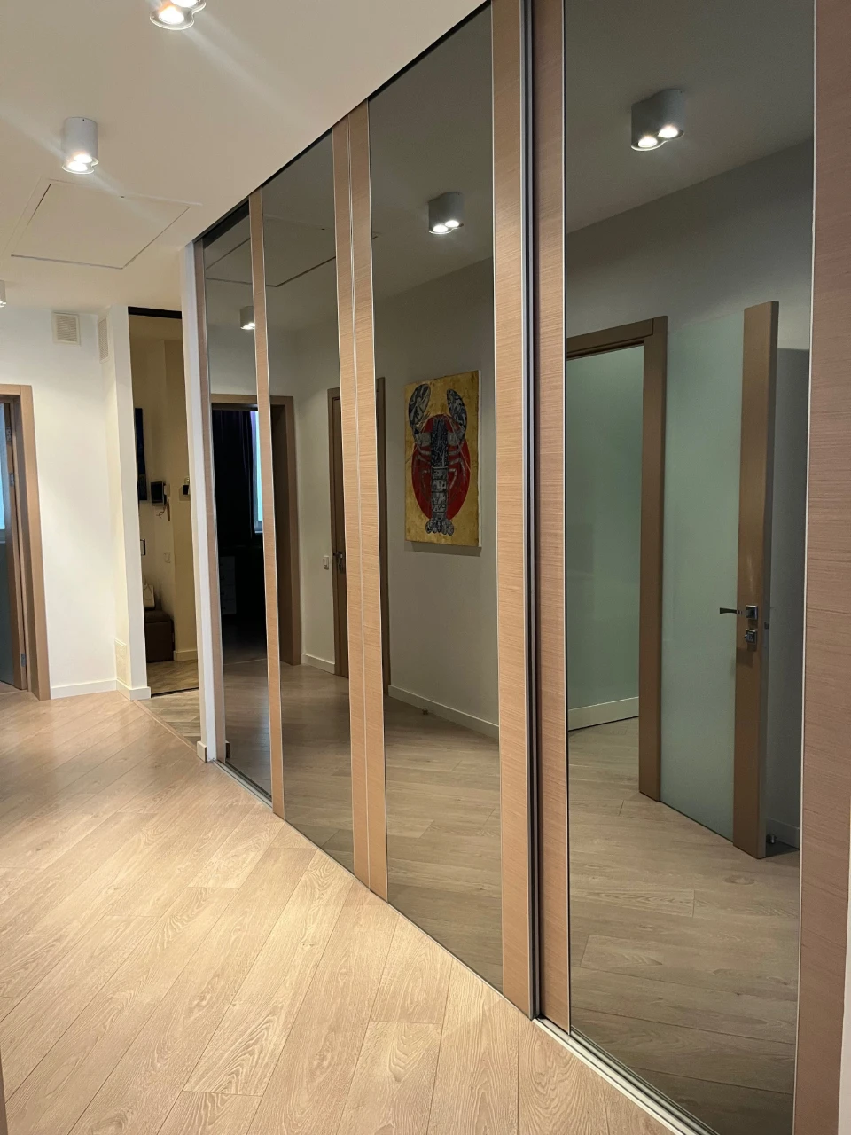 Selling 3-room apartment in ЖК Журавлівський