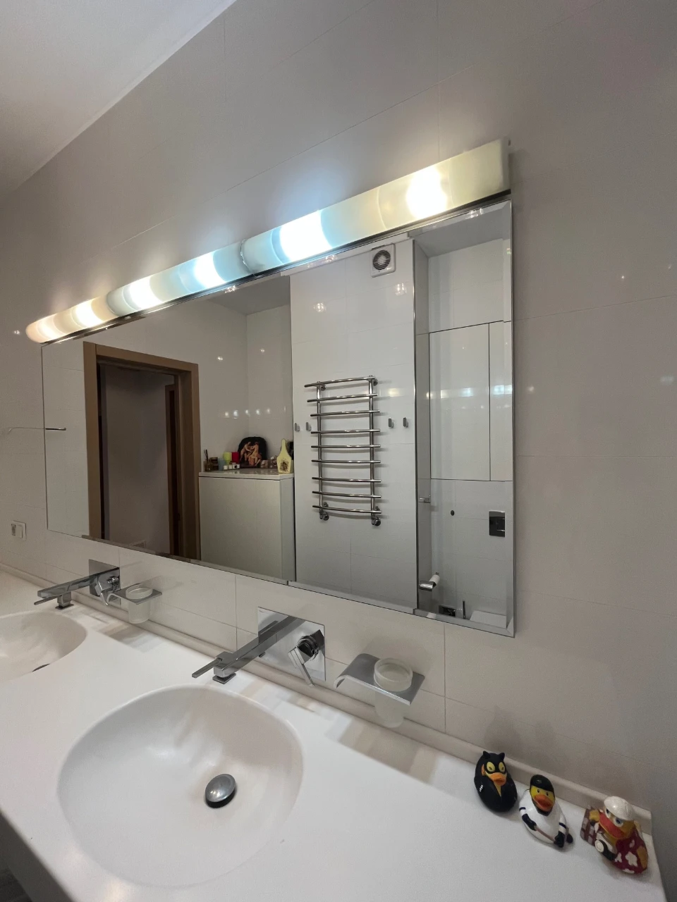Selling 3-room apartment in ЖК Журавлівський