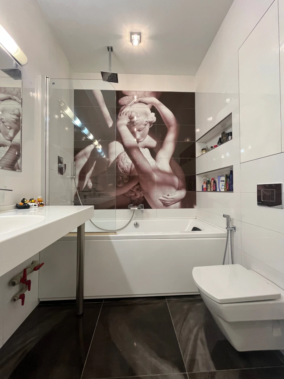 Selling 3-room apartment in ЖК Журавлівський