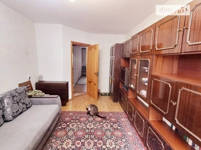 Продаж 3к квартири 61.2 кв. м на просп. Володимира Івасюка 5