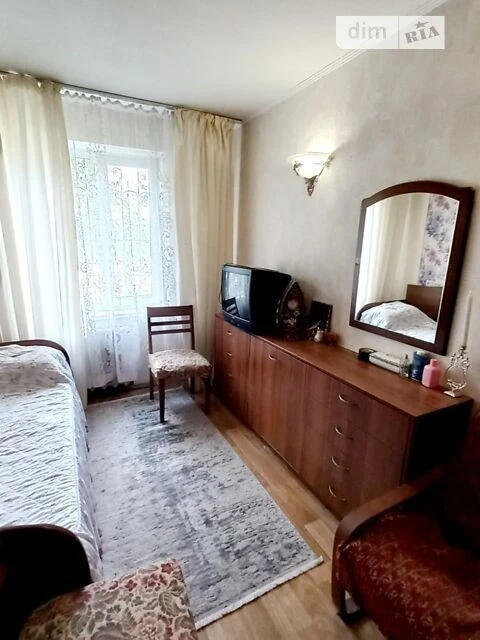 Продаж 3к квартири 61.2 кв. м на просп. Володимира Івасюка 5