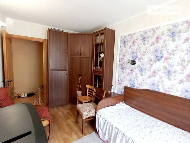 Продаж 3к квартири 61.2 кв. м на просп. Володимира Івасюка 5