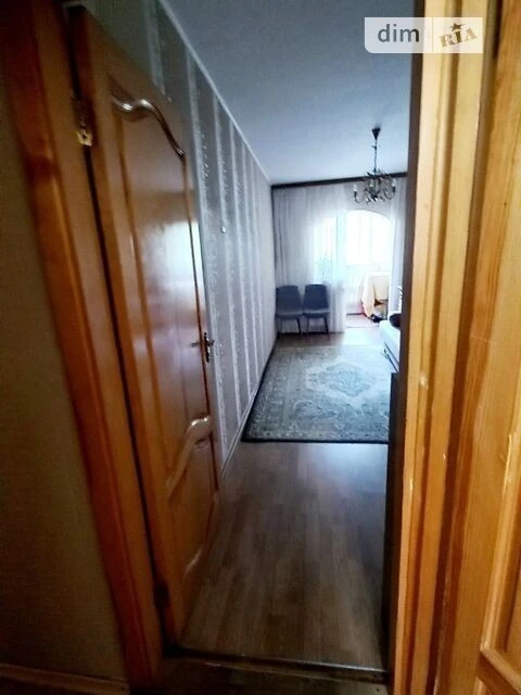 Продаж 3к квартири 61.2 кв. м на просп. Володимира Івасюка 5