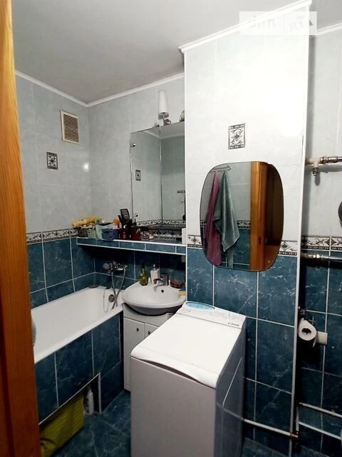 Продаж 3к квартири 61.2 кв. м на просп. Володимира Івасюка 5