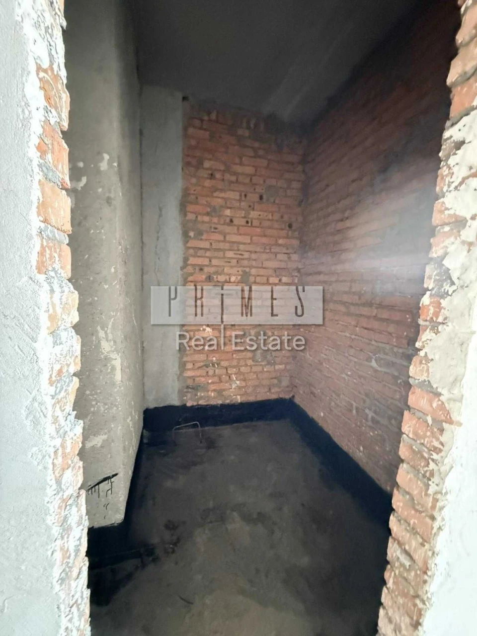 For Sale: 3-bedroom, 108 sq m, Novopecerskie Lipki, Dragomirova Verkholyada