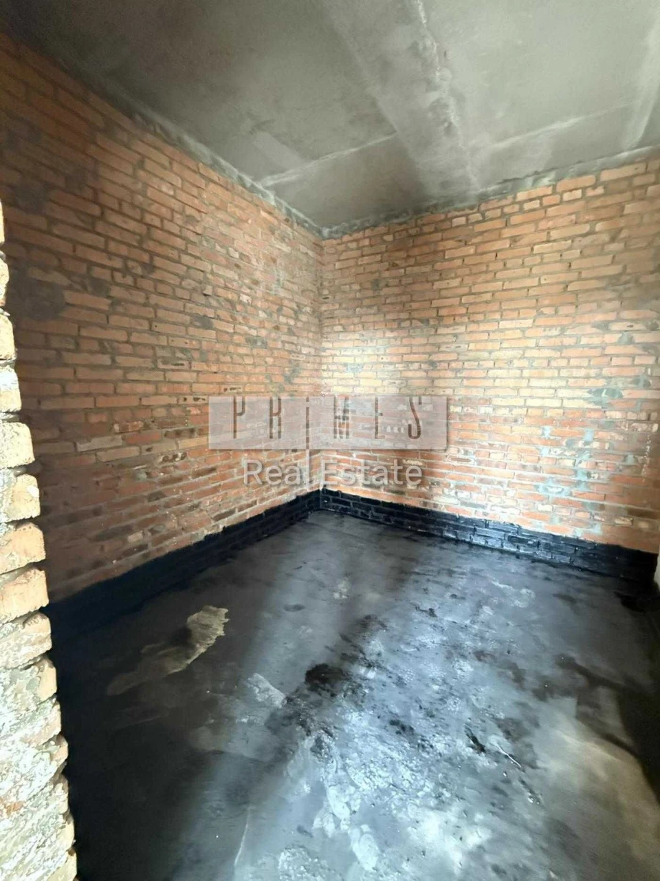 For Sale: 3-bedroom, 108 sq m, Novopecerskie Lipki, Dragomirova Verkholyada