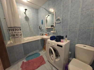 Продам 2-кімнатну квартиру пр.Дмитра Яворницького 77