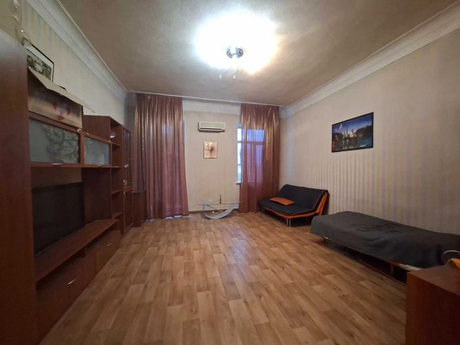 Продам 2-кімнатну квартиру пр.Дмитра Яворницького 77
