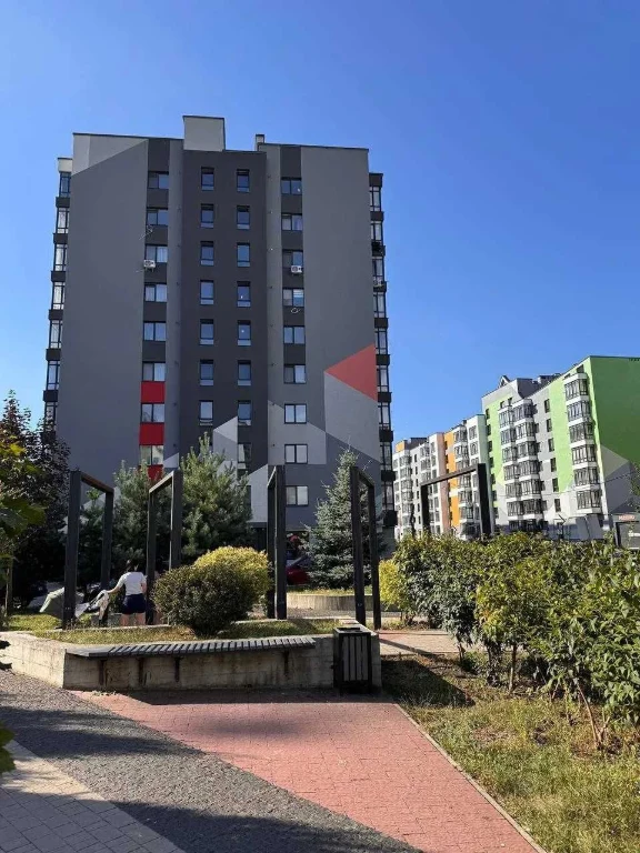 Продажа 1-комнатной квартиры в ЖК «Парковое Мистечко»