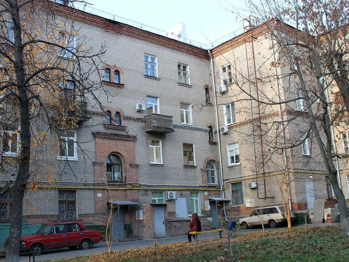 Продається 2-кімнатна квартира, Григорівське шосе, район метро "Холодна Гора"