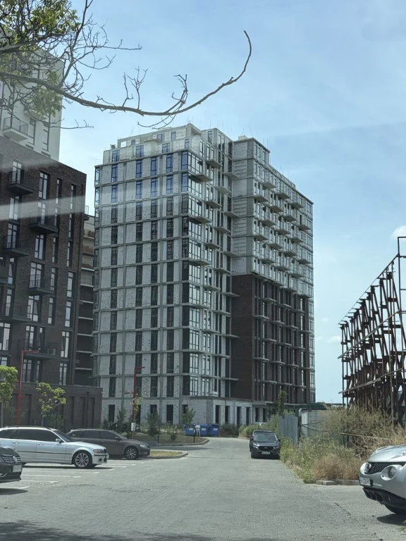 Терміново! 1-кімнатна квартира 38.4 м² у ЖК "Простір" на Радостній.