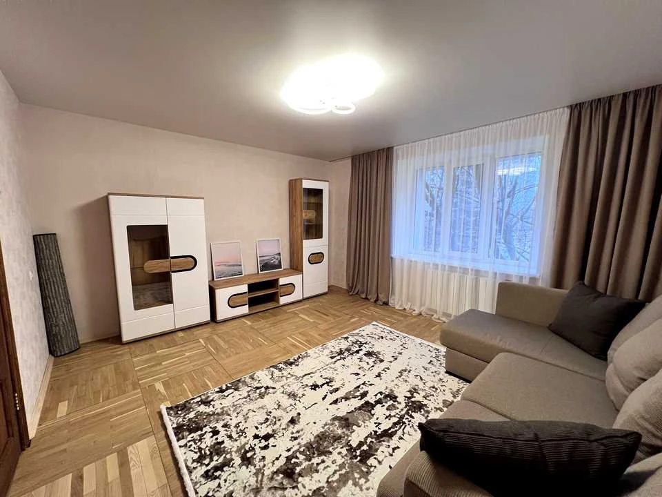 Apartment. AutoZavodska st. Kyiv