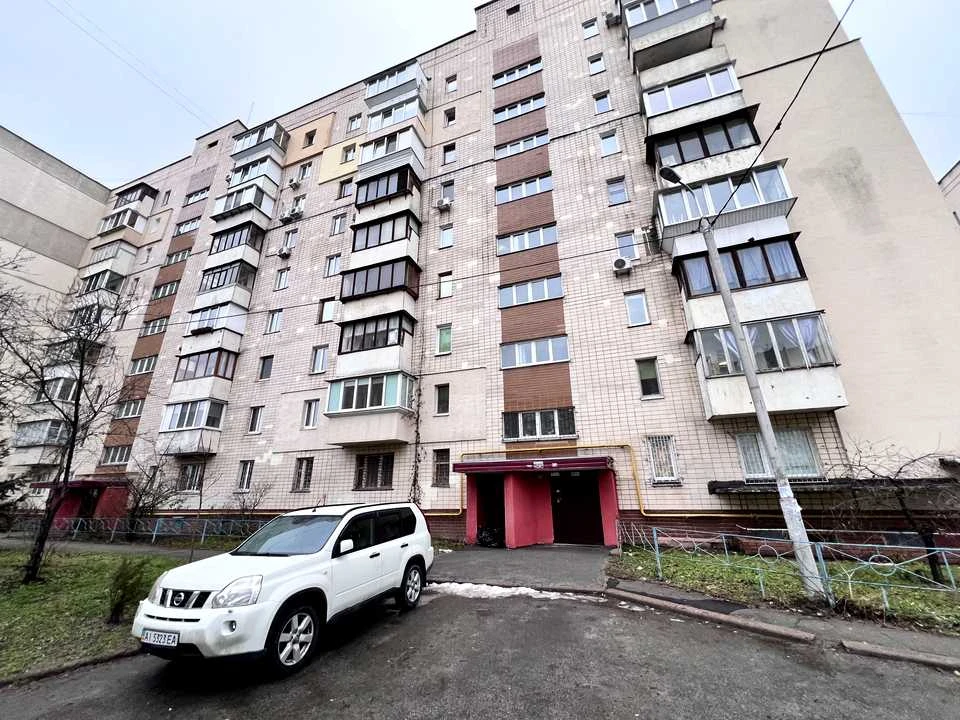Apartment. AutoZavodska st. Kyiv