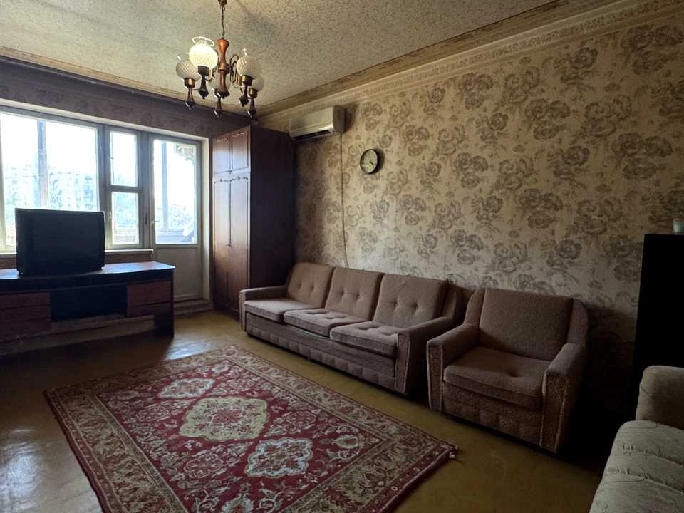 Квартира. Киев, улица Героев Днепра