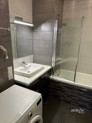 Продаж 3к квартири в Києві, ЖК «Челсі Тауер», Печерський р-н