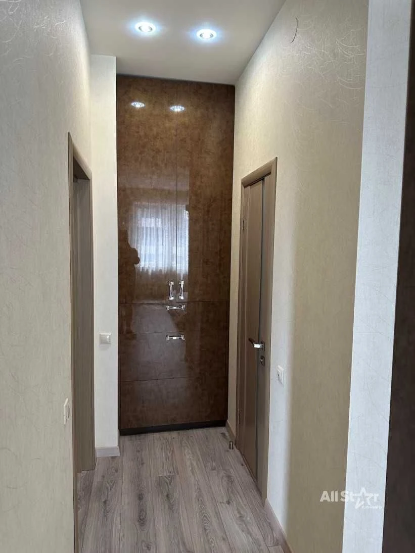 Продаж 3к квартири в Києві, ЖК «Челсі Тауер», Печерський р-н