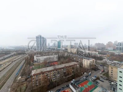 Sale of 2-room apartment 80 sq. m. on Shevchenkivskyi street, PR-district
