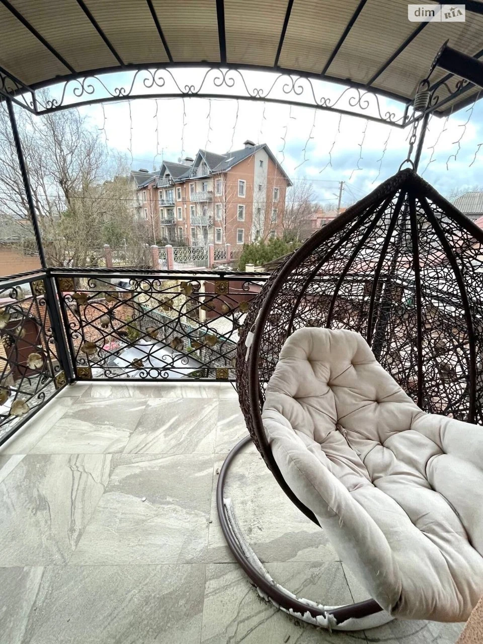 Chaple House for Sale