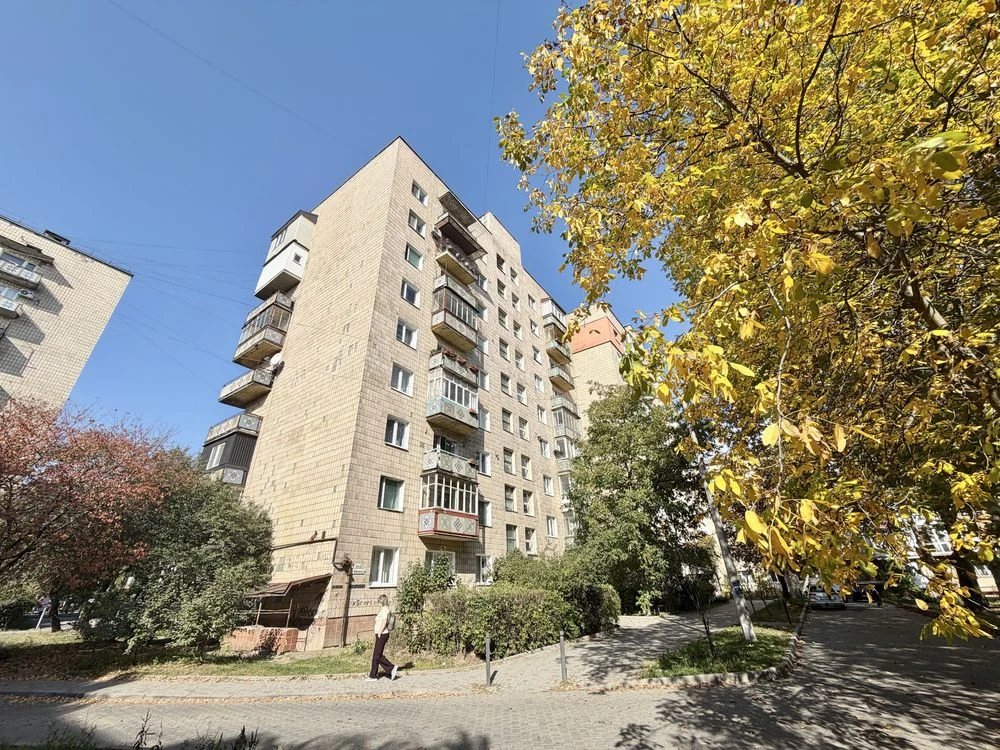 Продажа 1-комнатной квартиры. ул. Вовчинецкая. Кирпичный дом.