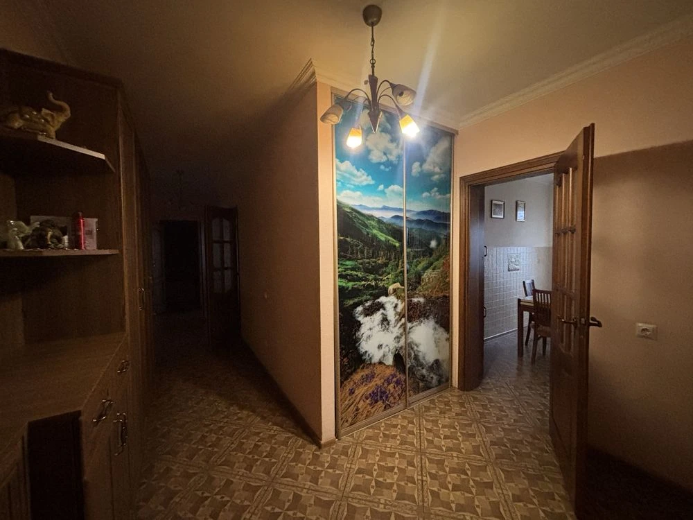 3 bedroom apartment New World