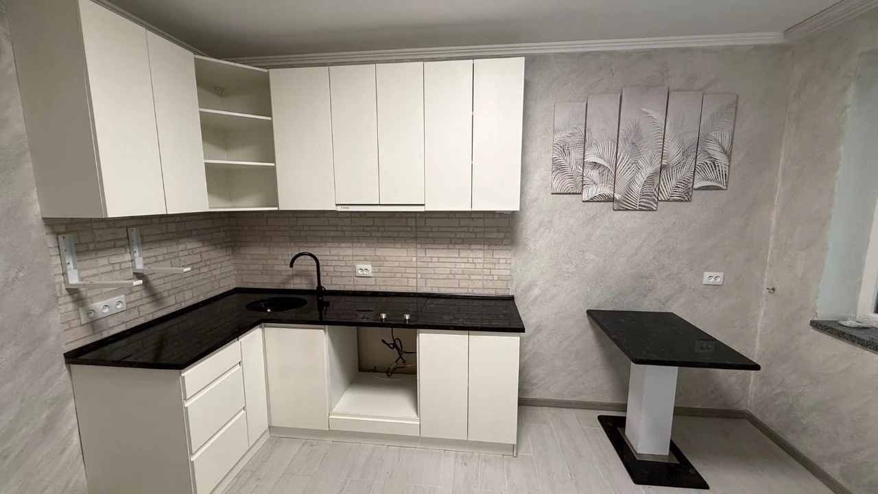 For sale 1-bedroom apartment in new building ЖК Мира -2. Documents.