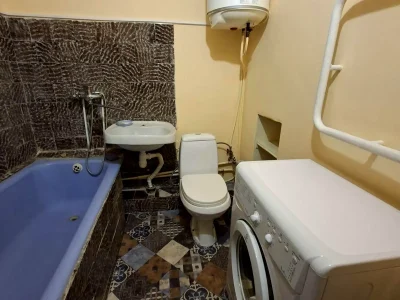 Rent 1-room apartment 740 sq. m 1/10 floor