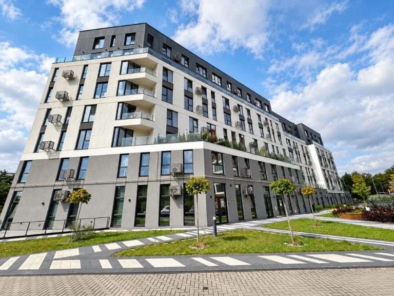 Sale of a 2-room apartment in an elite low-rise new building