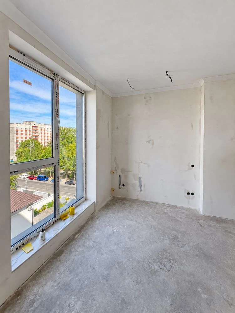 Sale of a 2-room apartment in an elite low-rise new building