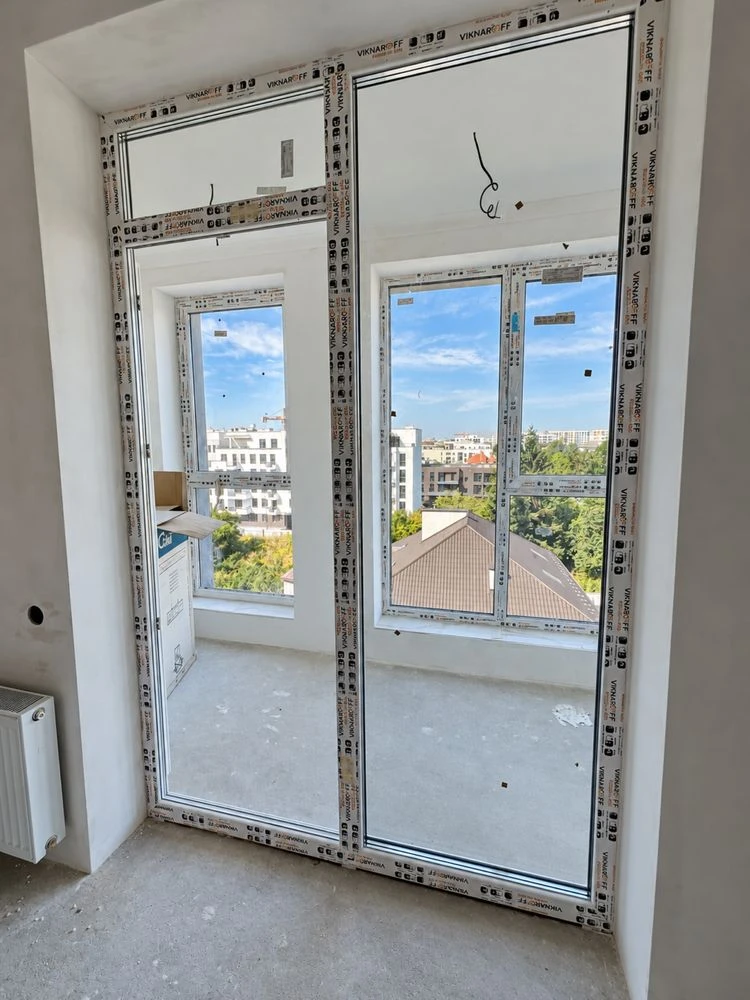 Sale of a 2-room apartment in an elite low-rise new building