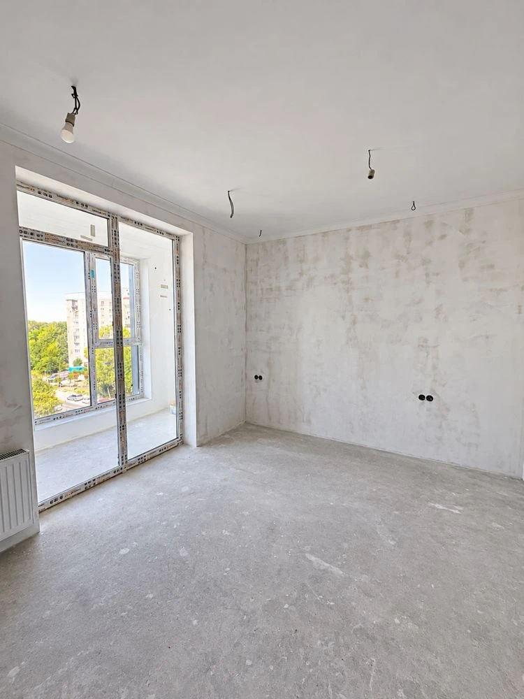 Sale of a 2-room apartment in an elite low-rise new building