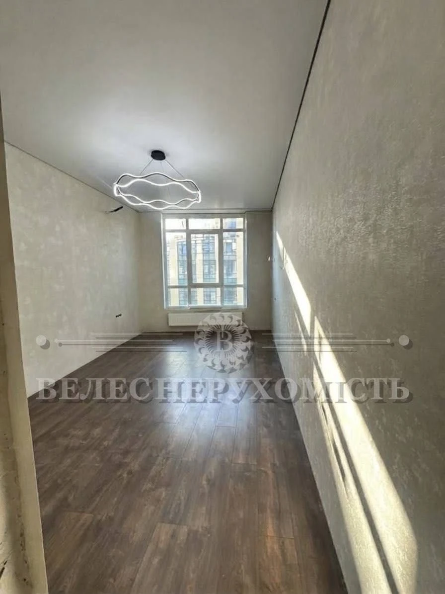 NO COMMISSION - Modern Apartment with Balcony in "Italian Quarter" Residence