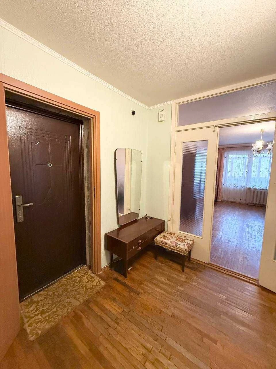 Продам 3к квартиру 68,4 кв.м. ул. Новокрымская (р-н Титова).