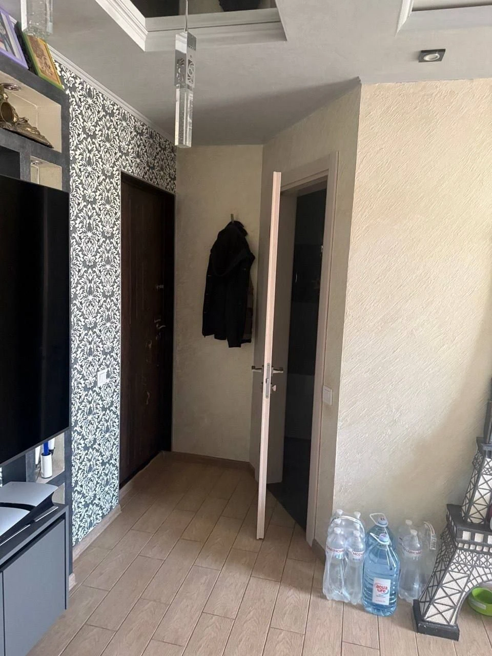 Sale of a 3-bedroom apartment in residential complex "Parus"