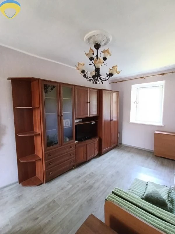 Independent one-bedroom apartment on Black Sea Avenue