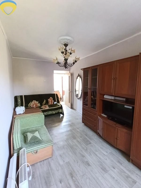 Independent one-bedroom apartment on Black Sea Avenue
