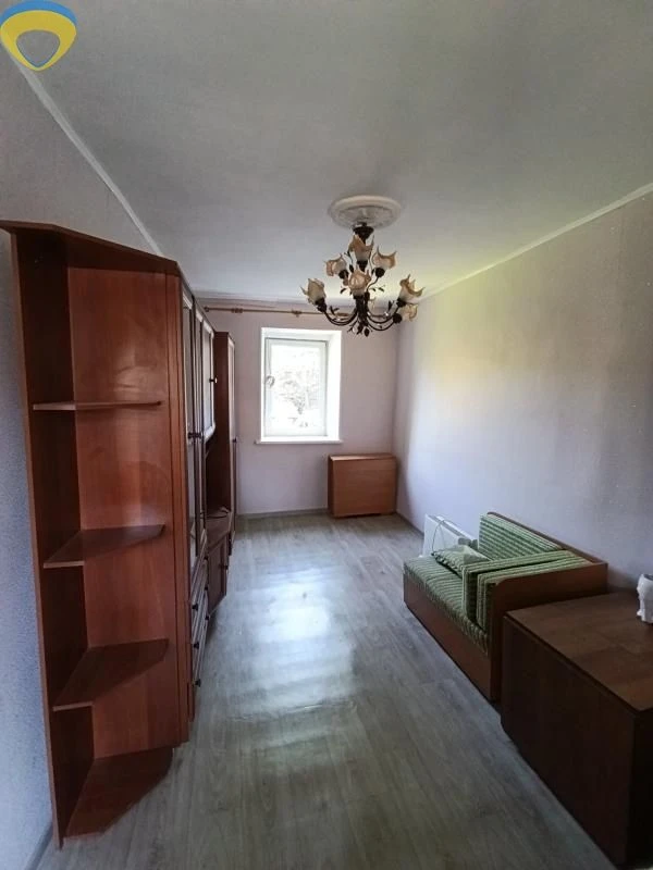 Independent one-bedroom apartment on Black Sea Avenue