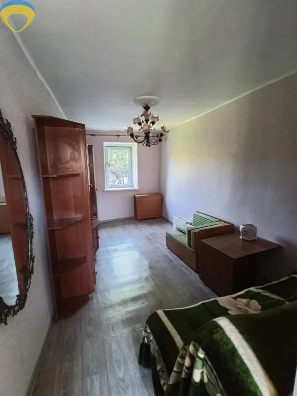 Independent one-bedroom apartment on Black Sea Avenue
