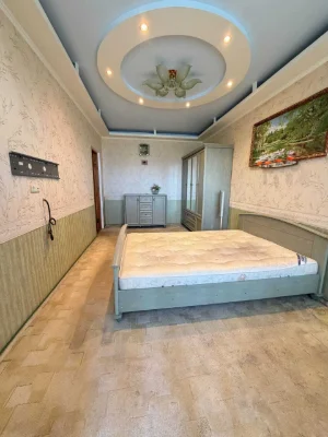 Urgent! 3 bedroom apartment on Semen Palii (Vysotsky) with furniture