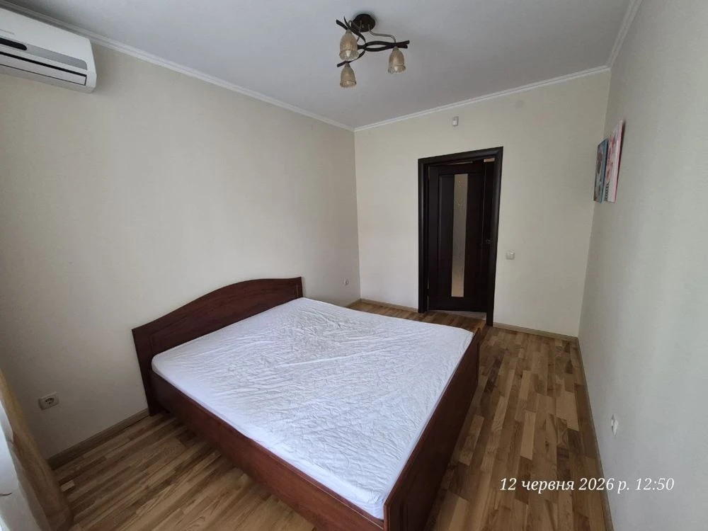 Selling 2-room apartment near Шевchenko Park