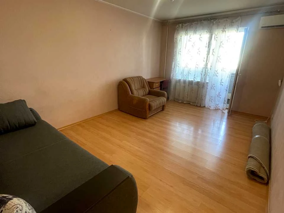 Apartment. Revuts'koho st.