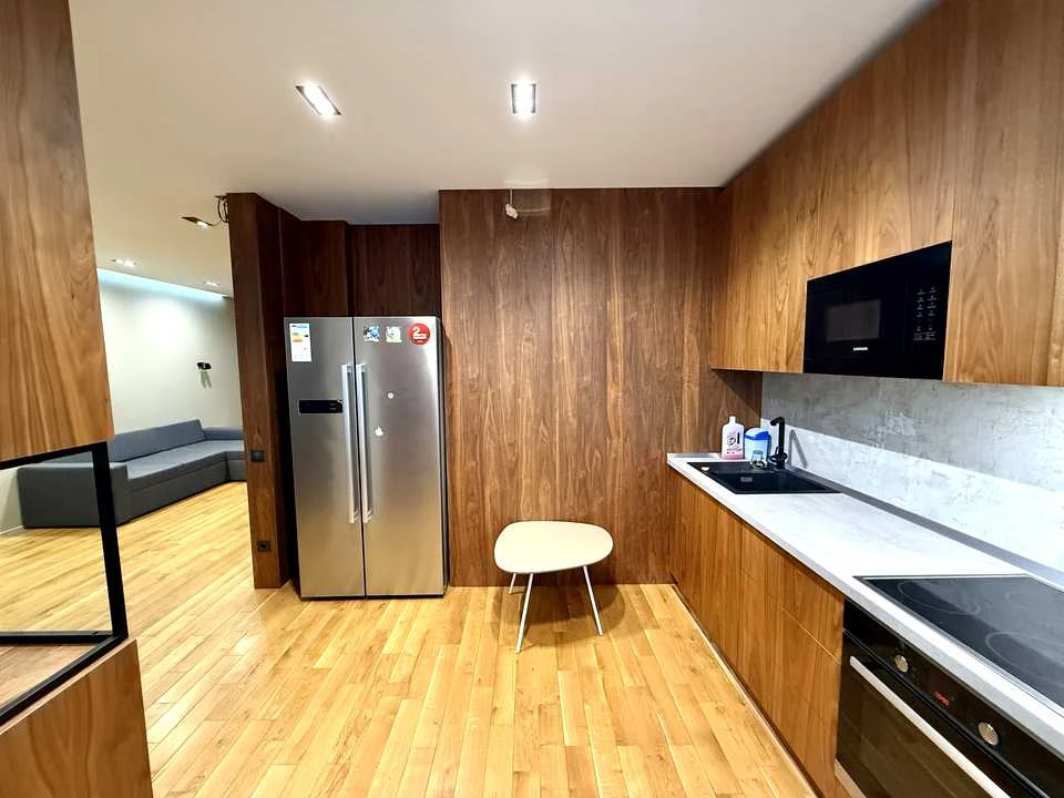 Apartment. Michael Dontsev st.