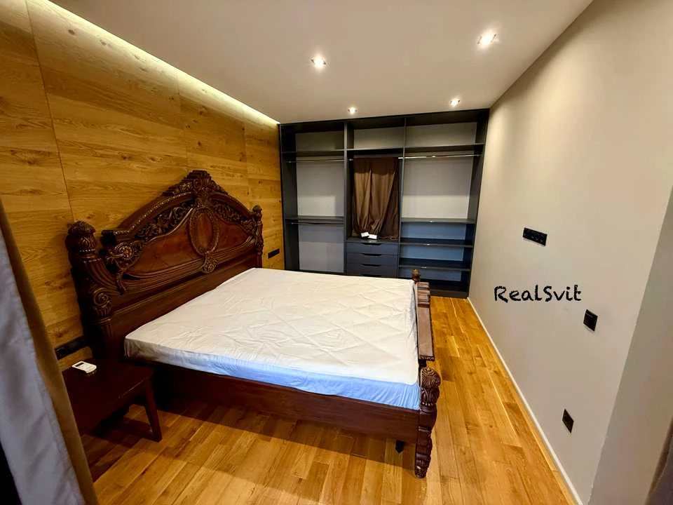 Apartment. Michael Dontsev st.