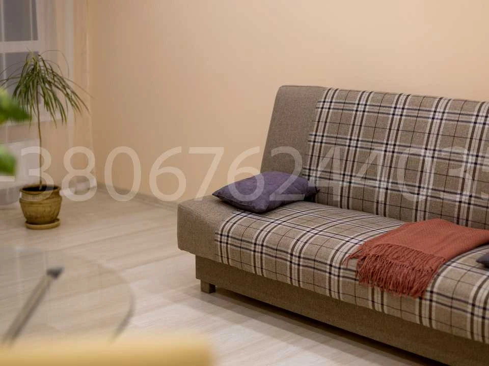 Квартира. Київ, Каховська вул.