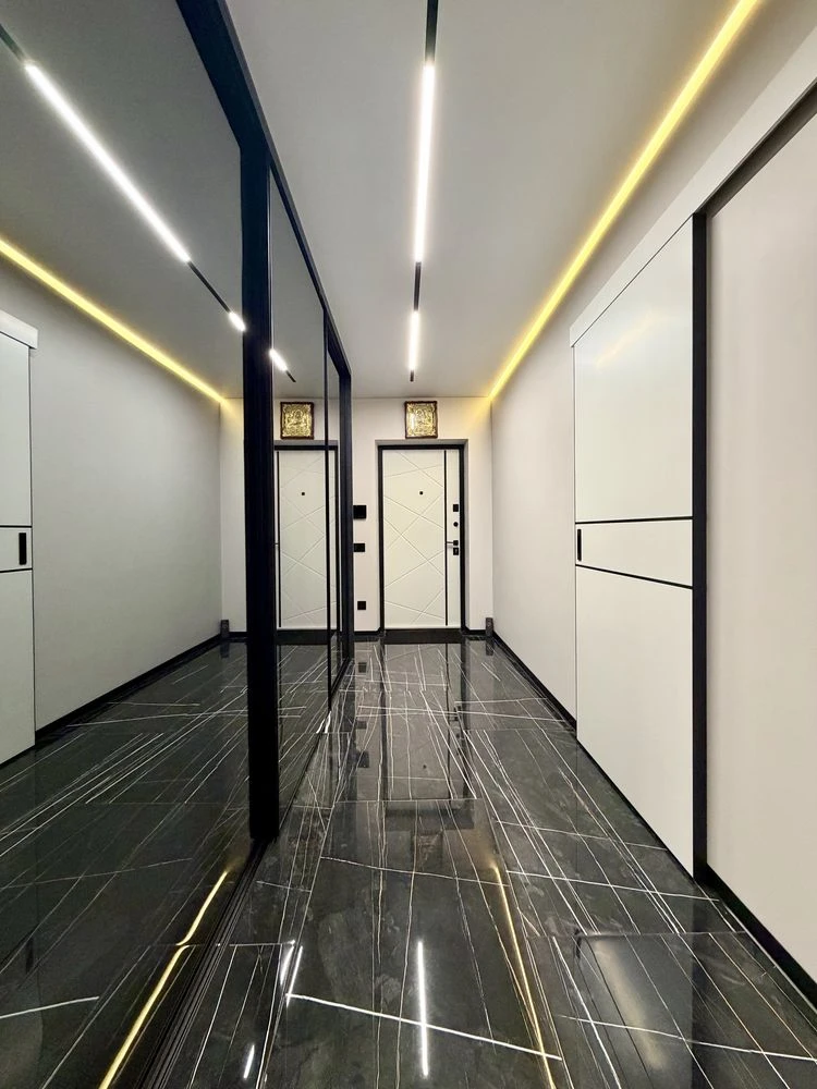 2 room apartment 66 sq m renovated, new building, Lviv, Mone 2