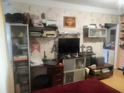 2-room apartment; total area 38.4 m2; floor 3/5, Holosiivskyi Avenue.