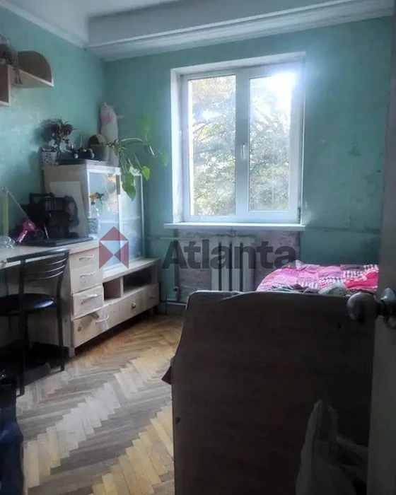 2-room apartment; total area 38.4 m2; floor 3/5, Holosiivskyi Avenue.