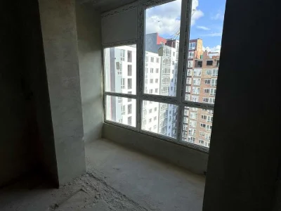 Квартира. Ивано-Франковск, Княгинин ул.