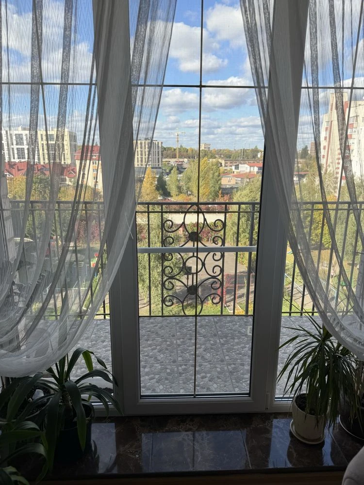 For Sale: 3-room apartment in a newer building with independent heating